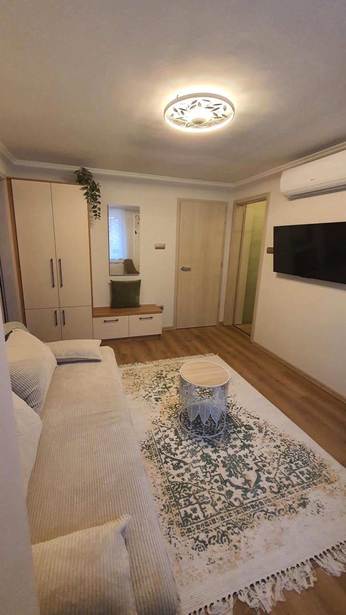 Mi Casa Plantas Appartement Mosonmagyaróvár Buitenkant foto